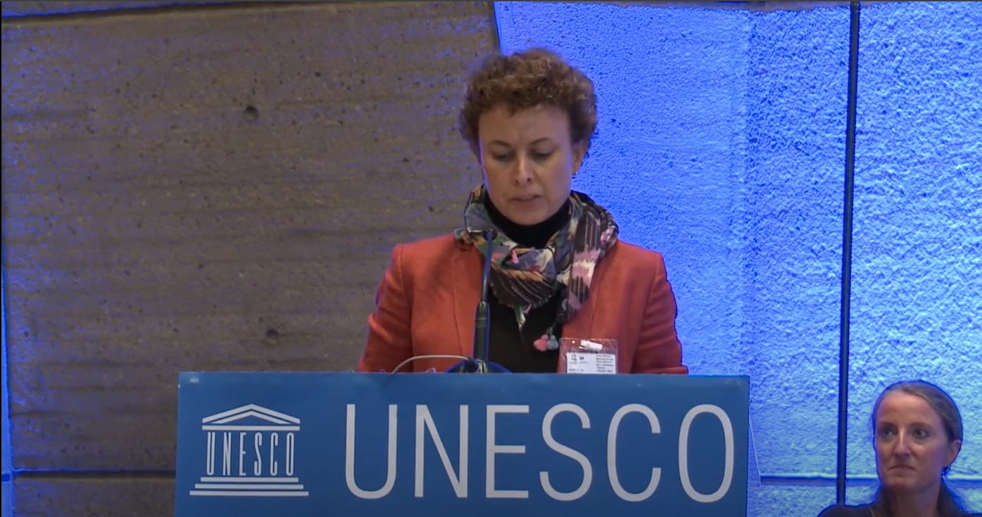 María Helena Barba Meinecke en la reunión internacional sobre la protección de los sitios del Patrimonio Cultural Subacuático, Sede de la UNESCO, París, septiembre de 2016